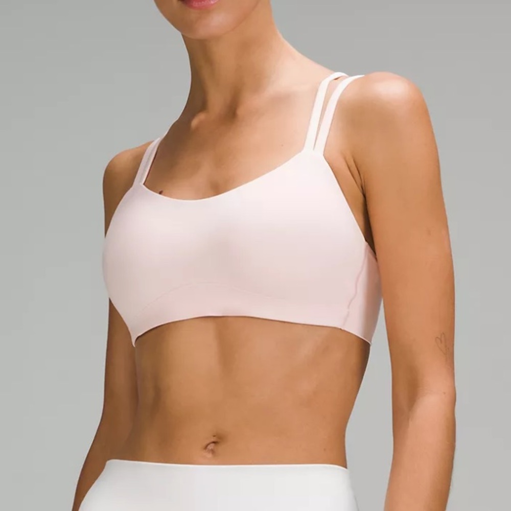 Lululemon like a cloud bra